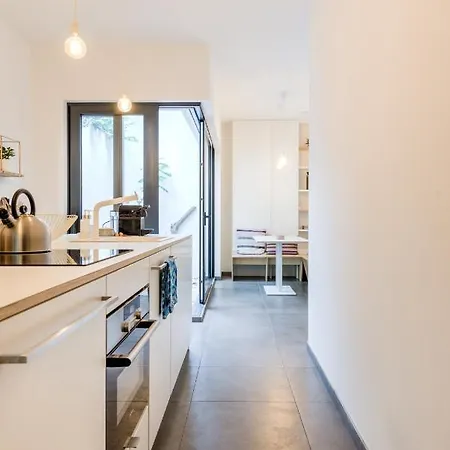 Stylishly Furnished Private Home In A Vibrant Area Antwerpen Buitenkant foto